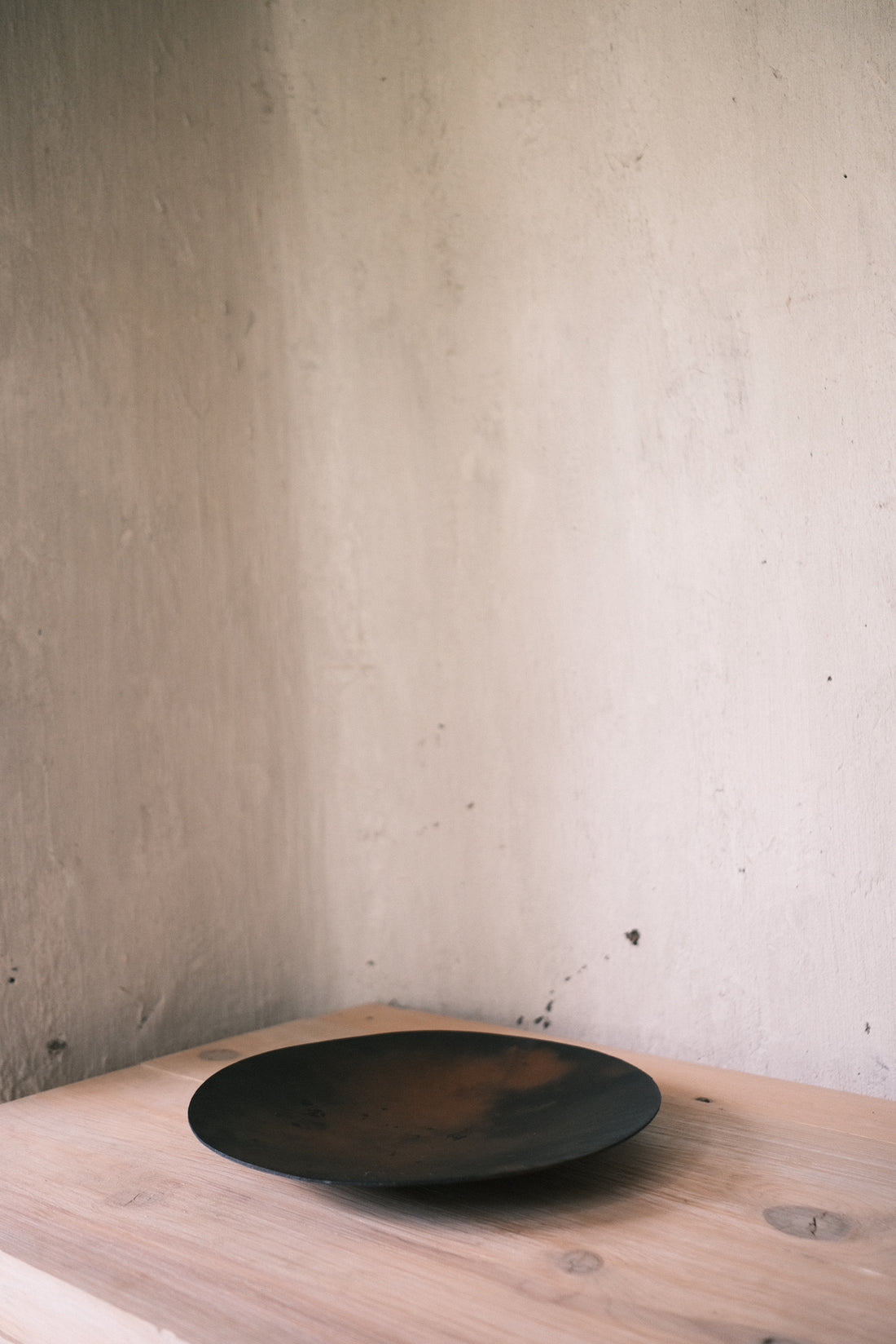 Round plate